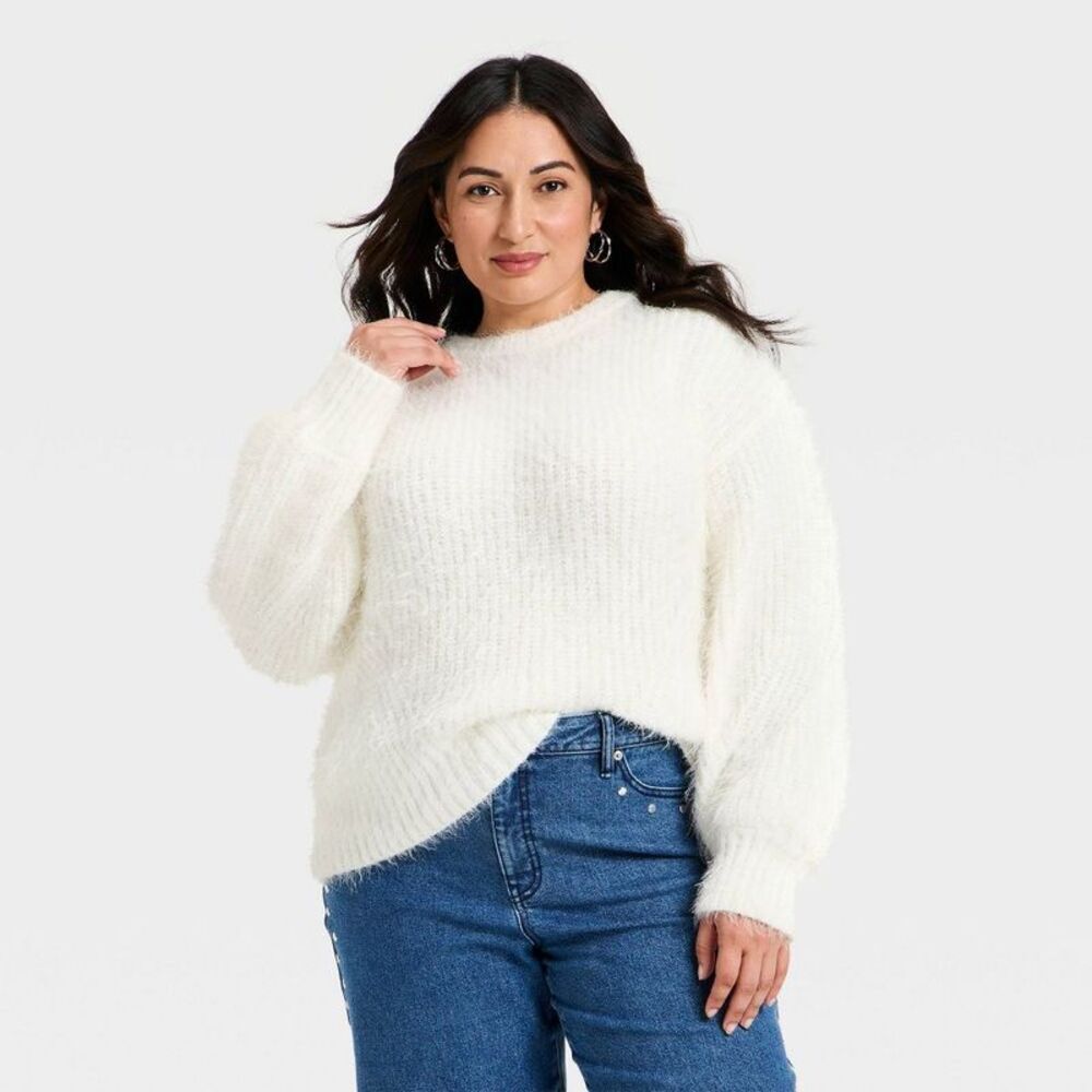 Women's Long Sleeve Crewneck Fuzzy Pullover Sweater - Ava & Viv Ivory 3X